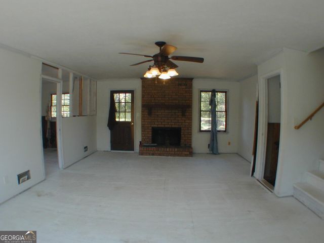 3417 Creekwood Drive SE, Conyers, GA 30094