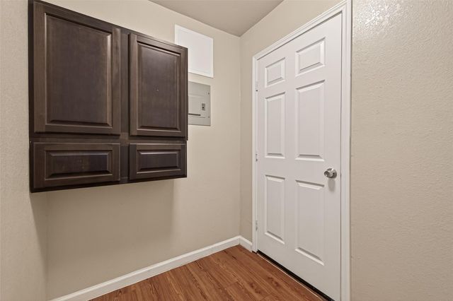 10 Ferguson Street, Baytown, TX 77520