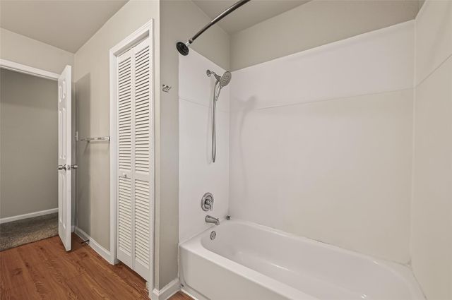 10 Ferguson Street, Baytown, TX 77520