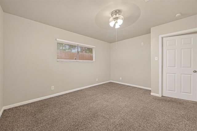 10 Ferguson Street, Baytown, TX 77520