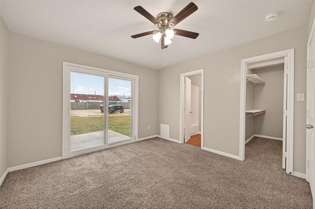 10 Ferguson Street, Baytown, TX 77520