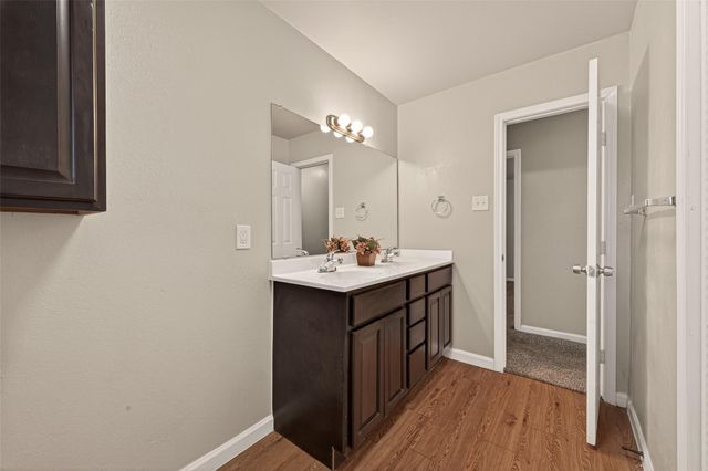 10 Ferguson Street, Baytown, TX 77520