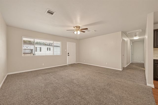 10 Ferguson Street, Baytown, TX 77520