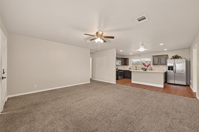 10 Ferguson Street, Baytown, TX 77520