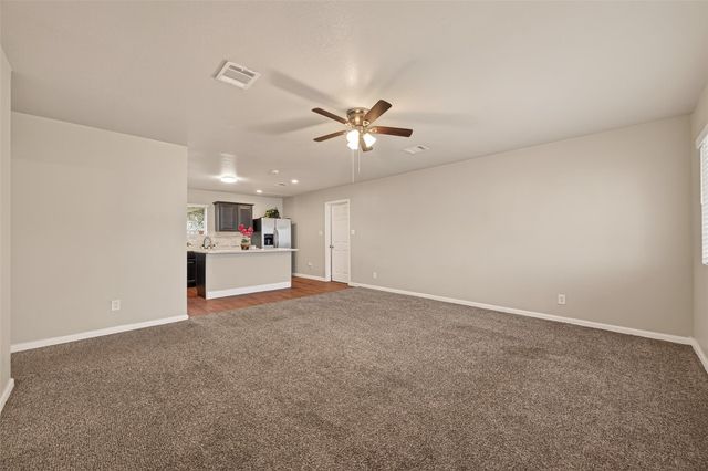 10 Ferguson Street, Baytown, TX 77520