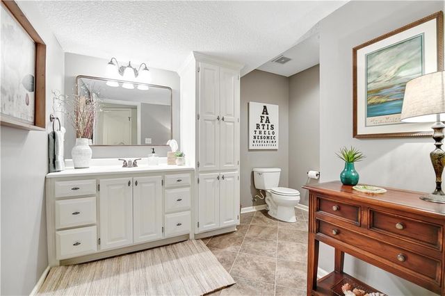 12704 W 124th Street, Overland Park, KS 66213