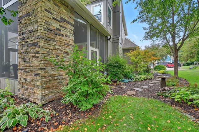 12704 W 124th Street, Overland Park, KS 66213