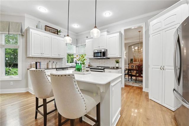 12704 W 124th Street, Overland Park, KS 66213