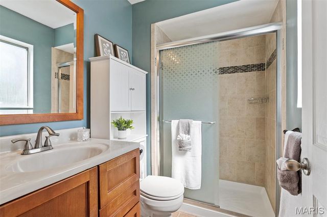 12150 Lake Meade Drive, St Louis, MO 63146