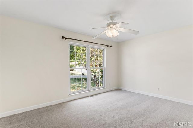 12150 Lake Meade Drive, St Louis, MO 63146