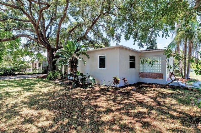842 S 28th Avenue, Hollywood, FL 33020