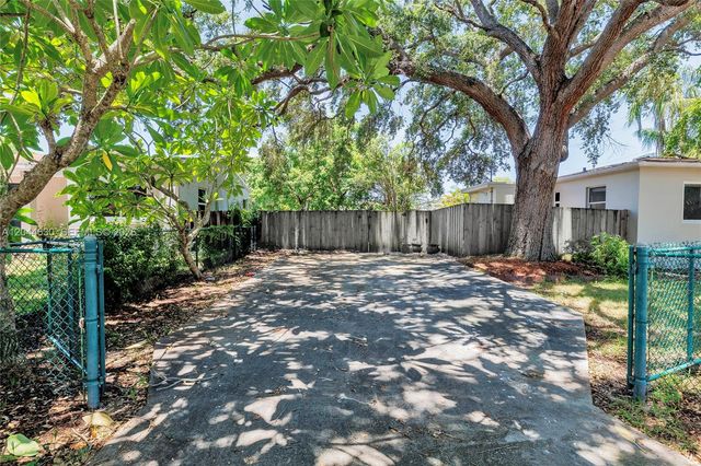 842 S 28th Avenue, Hollywood, FL 33020