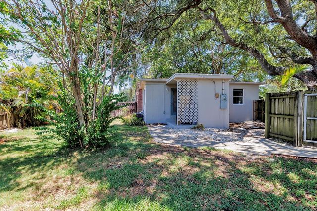 842 S 28th Avenue, Hollywood, FL 33020