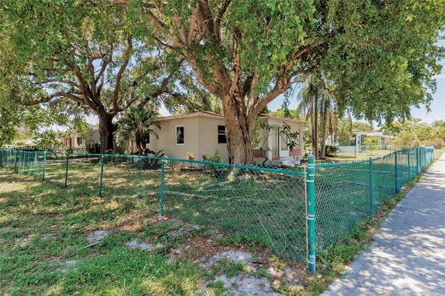 842 S 28th Avenue, Hollywood, FL 33020