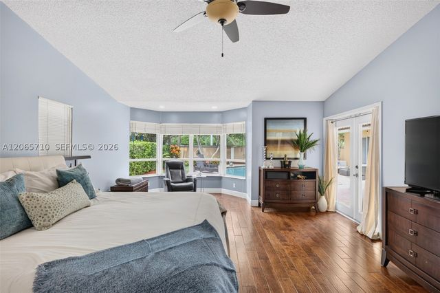 581 NW 110th Ave, Plantation, FL 33324