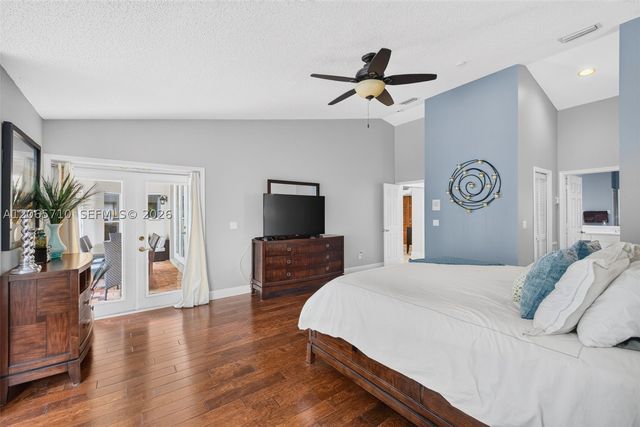 581 NW 110th Ave, Plantation, FL 33324