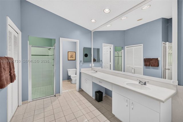 581 NW 110th Ave, Plantation, FL 33324