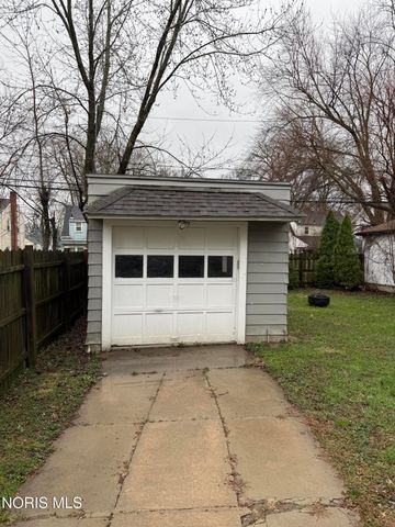 2315 Berdan Avenue, Toledo, OH 43613