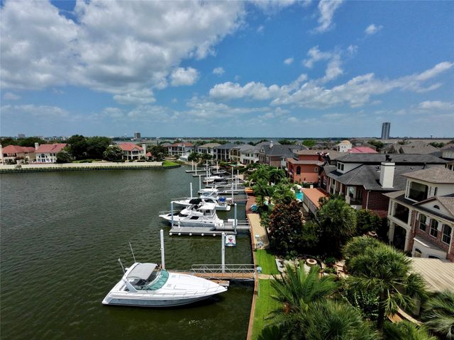 1300 Ketch, League City, TX 77573