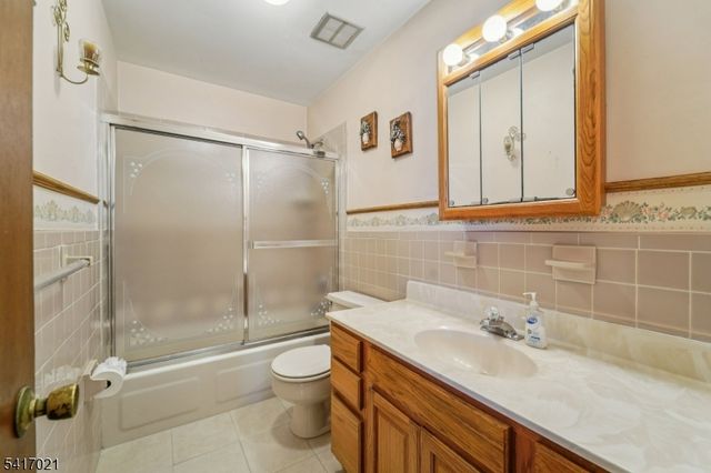 8 Nimbus Dr, Vernon Twp., NJ 07462