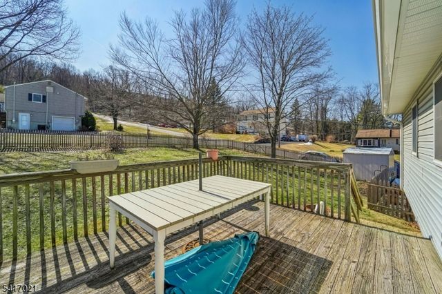 8 Nimbus Dr, Vernon Twp., NJ 07462