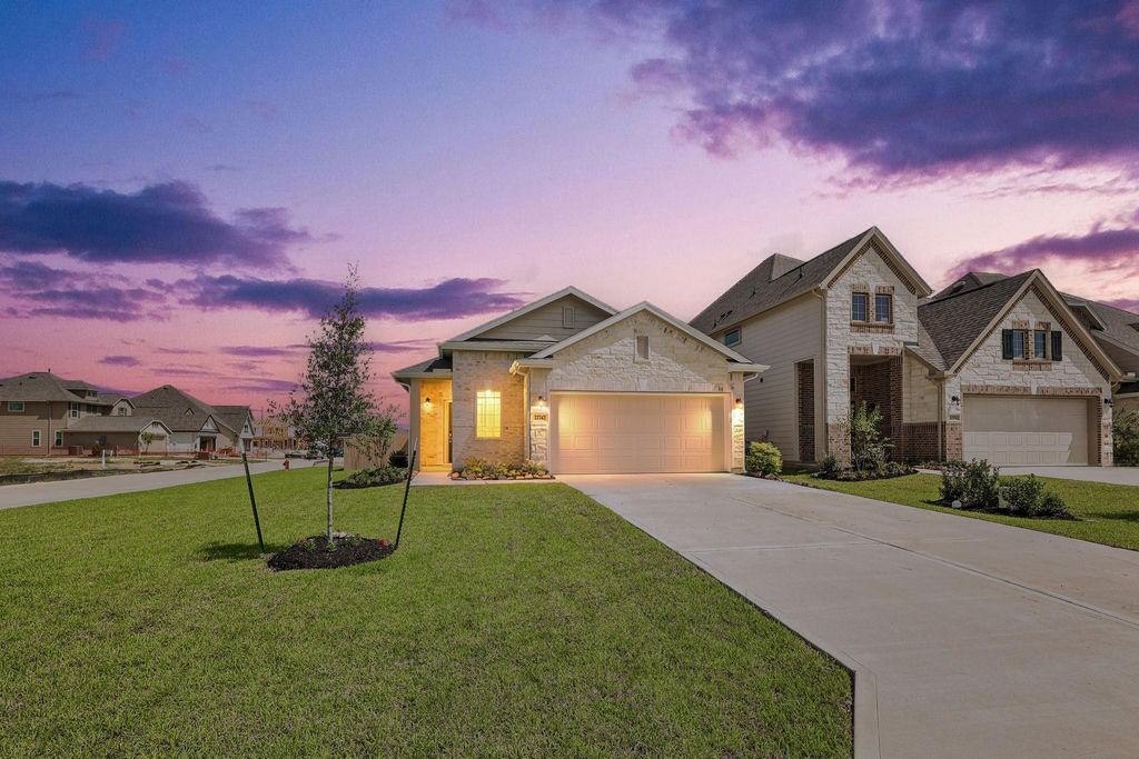 22747 Kaelynn Street, New Caney, TX 77357