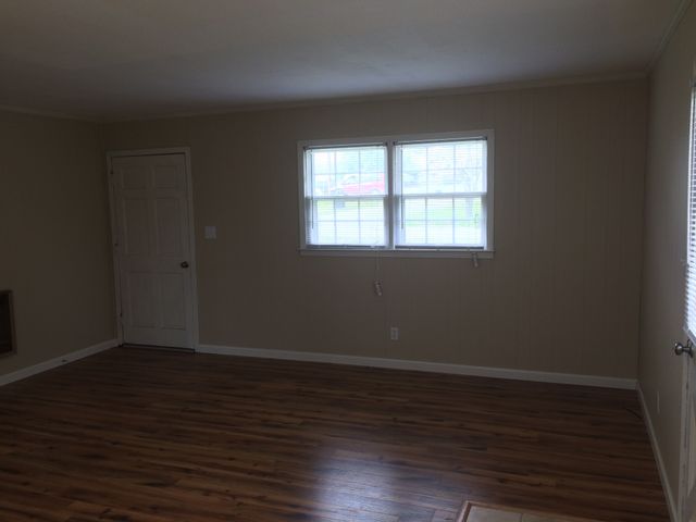 204 George Akins Rd, Westmoreland, TN 37186