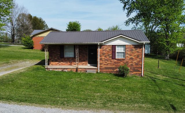204 George Akins Rd, Westmoreland, TN 37186