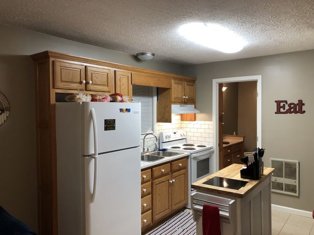 204 George Akins Rd, Westmoreland, TN 37186