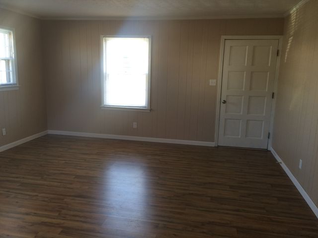 204 George Akins Rd, Westmoreland, TN 37186