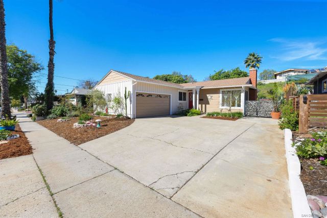 6110 Amaya Dr, La Mesa, CA 91942