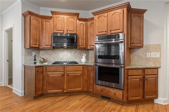 6427 Blue Water Drive, Buford, GA 30518