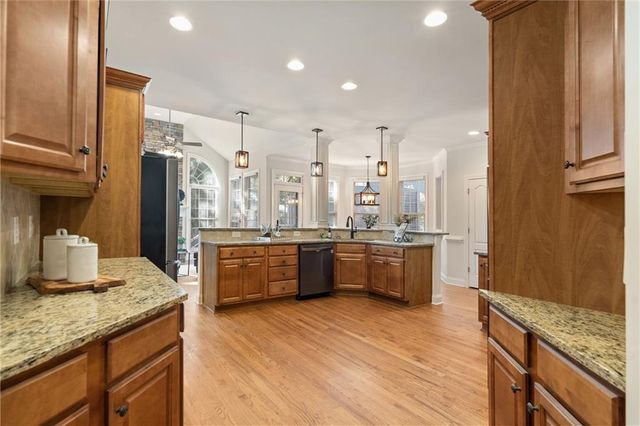 6427 Blue Water Drive, Buford, GA 30518