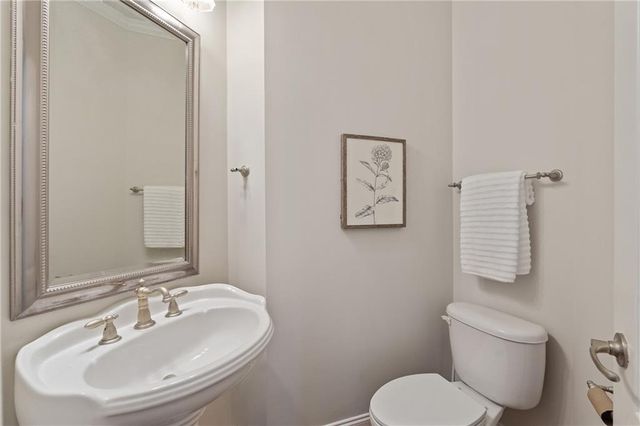 6427 Blue Water Drive, Buford, GA 30518