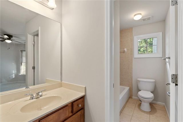 6427 Blue Water Drive, Buford, GA 30518