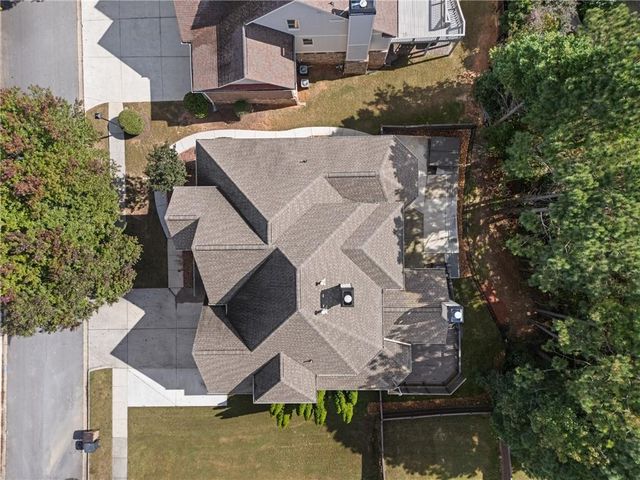 6427 Blue Water Drive, Buford, GA 30518