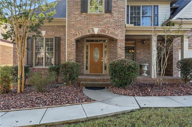 6427 Blue Water Drive, Buford, GA 30518