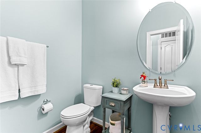 7254 Azalea Dr, Ruther Glen, VA 22546