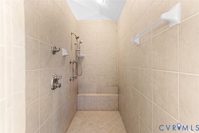 7254 Azalea Dr, Ruther Glen, VA 22546