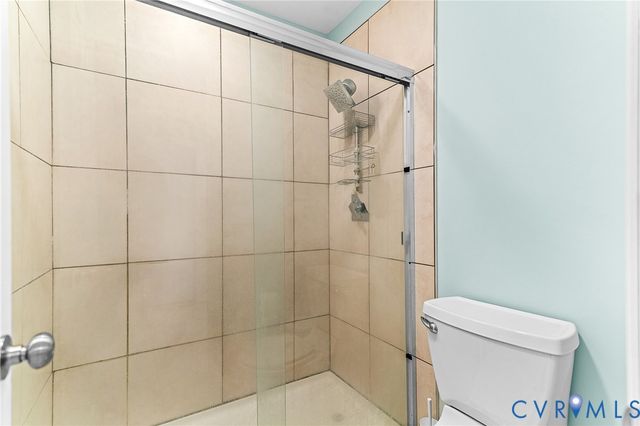 7254 Azalea Dr, Ruther Glen, VA 22546