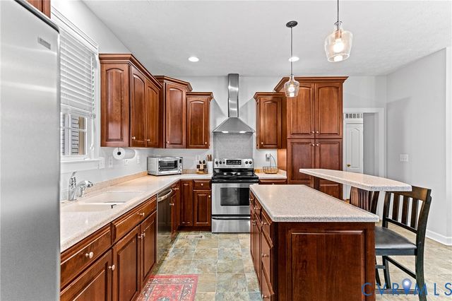 7254 Azalea Dr, Ruther Glen, VA 22546