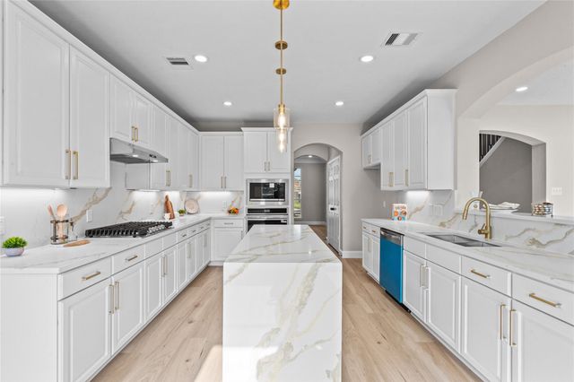 11938 Pamela Holly Trail, Houston, TX 77089