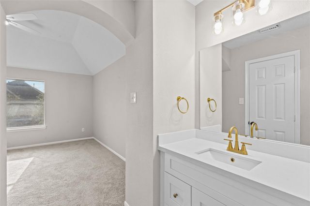 11938 Pamela Holly Trail, Houston, TX 77089