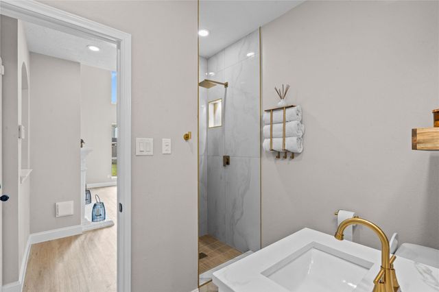 11938 Pamela Holly Trail, Houston, TX 77089