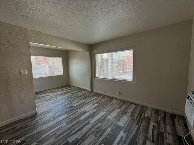 2105 Sunrise Avenue 1, Las Vegas, NV 89101