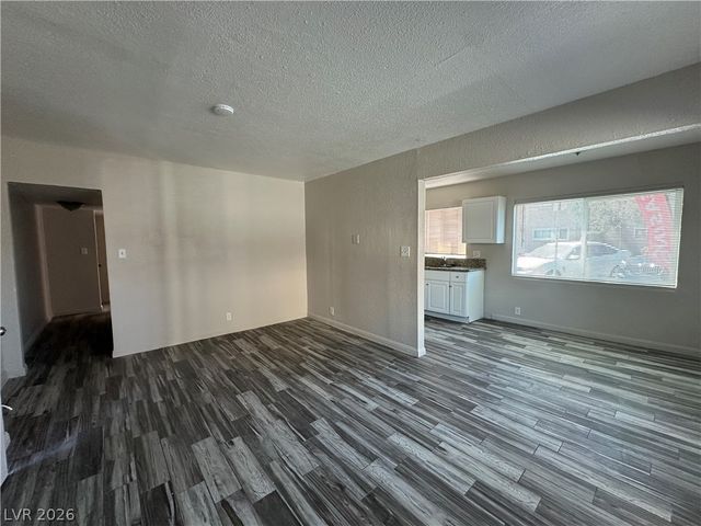2105 Sunrise Avenue 1, Las Vegas, NV 89101