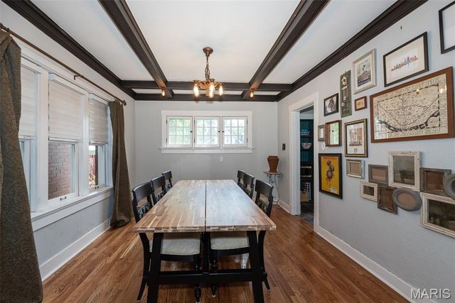 20 Lawn Place, St Louis, MO 63110