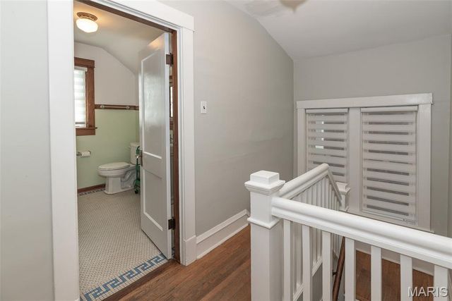 20 Lawn Place, St Louis, MO 63110