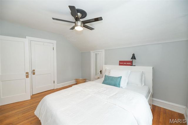 20 Lawn Place, St Louis, MO 63110