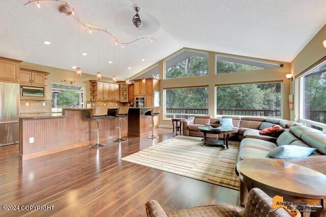 11609 Hebron Drive, Eagle River, AK 99577